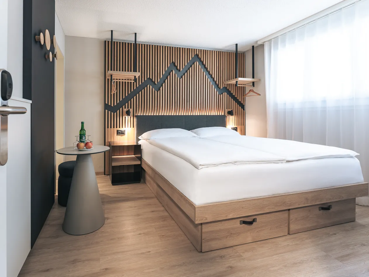Doppelzimmer Design ohne Terasse Schlafzimmer 01 Swiss Holiday Park