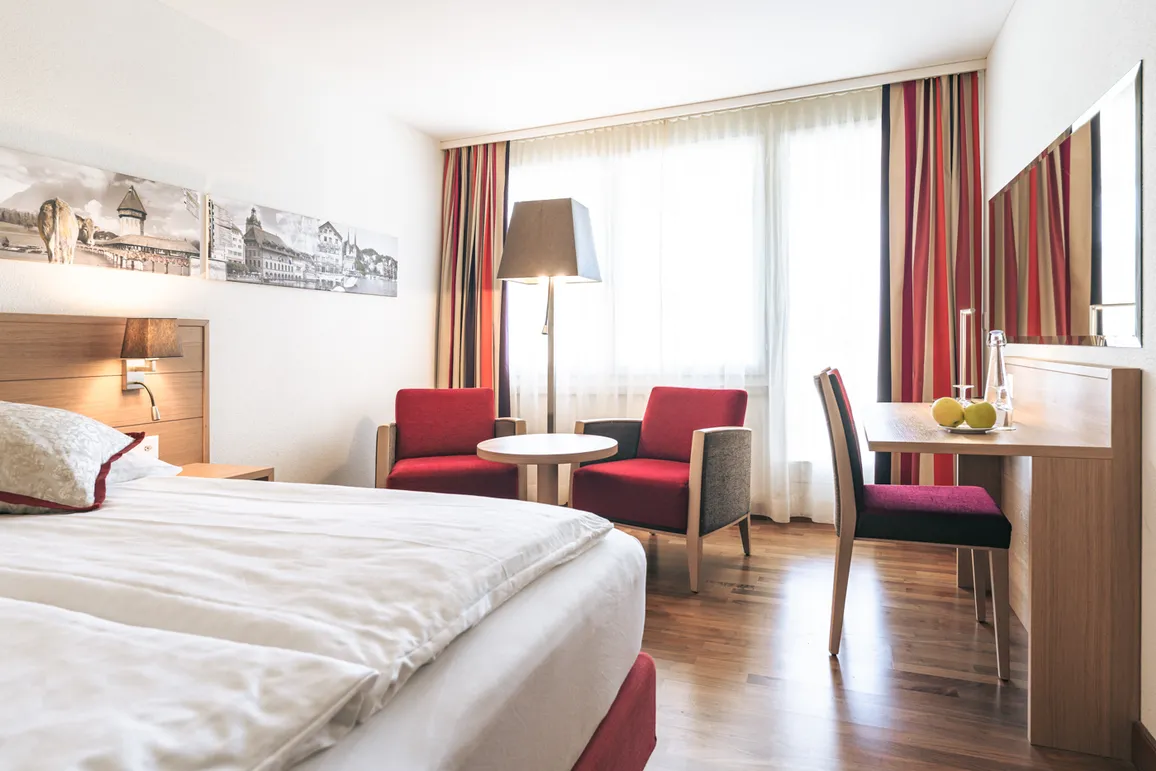 Doppelzimmer Standard Schlafzimmer Swiss Holiday Park