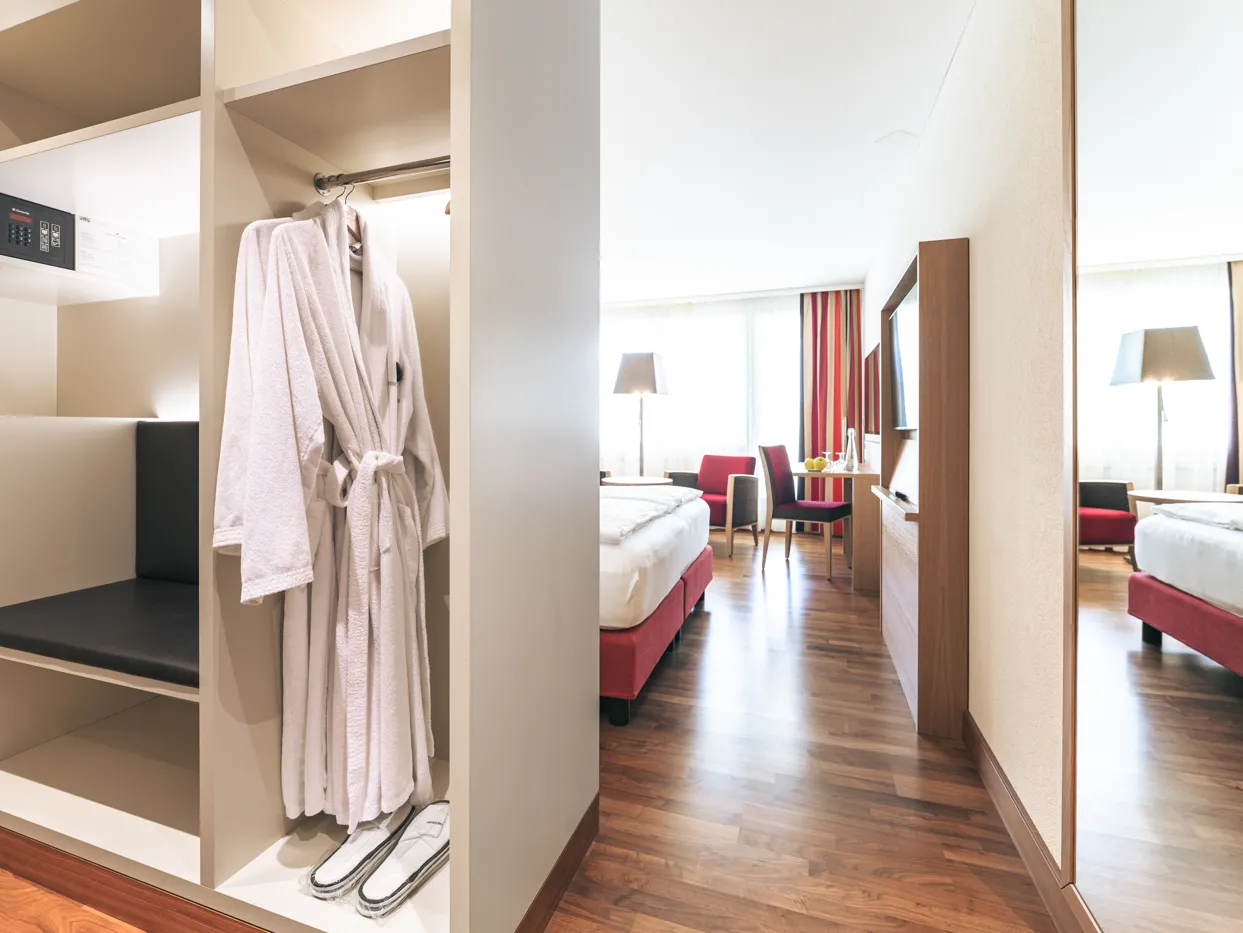Doppelzimmer Standard Schlafzimmer Swiss Holiday Park